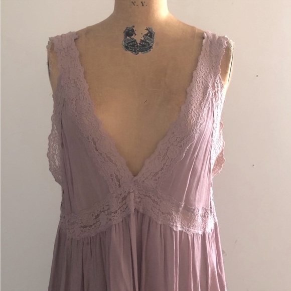 [Free people] Rose Deep V-neck Back open Lace Oversized Dress - Picture 2 of 9